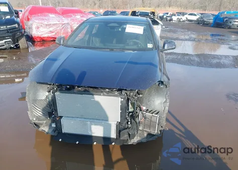 2026 BMW 228 Gran Coupe xDrive z USA, uszkodzony, nr VIN WBA23GG01T7T90341